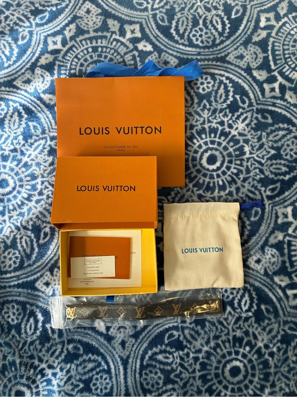 Louis Vuitton Leather Bracelet - black/gold